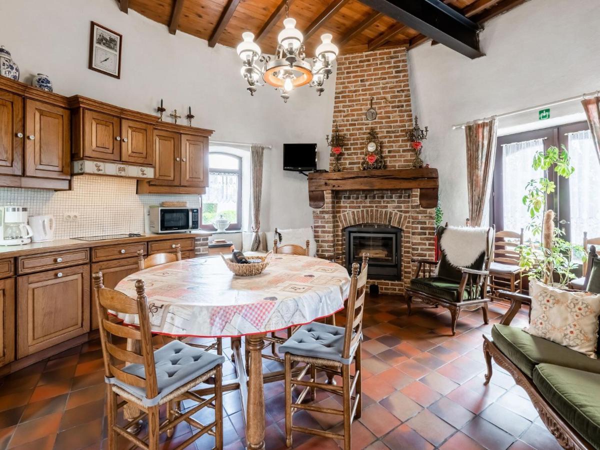 Stunning Holiday Home In Oombergen With Terrace And Garden *